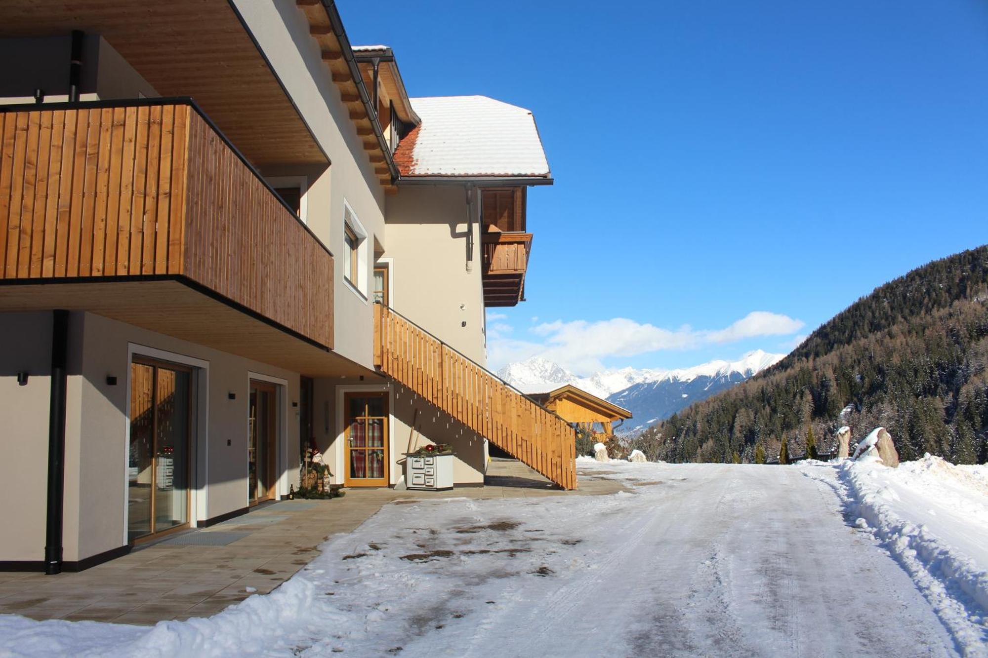 Almresidenz Unterrain Zum Hartl -1 Km By Car Distance Ski Slopes Kronplatz Olang Екстериор снимка